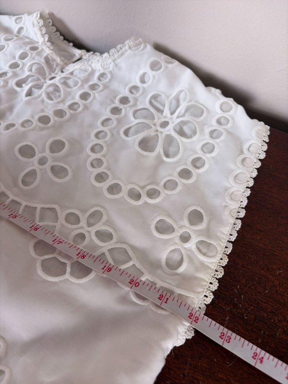 Anthropologie Love Wednesday White Eyelet Peasant Blouse Boho Cottage SZ M - Picture 7 of 7